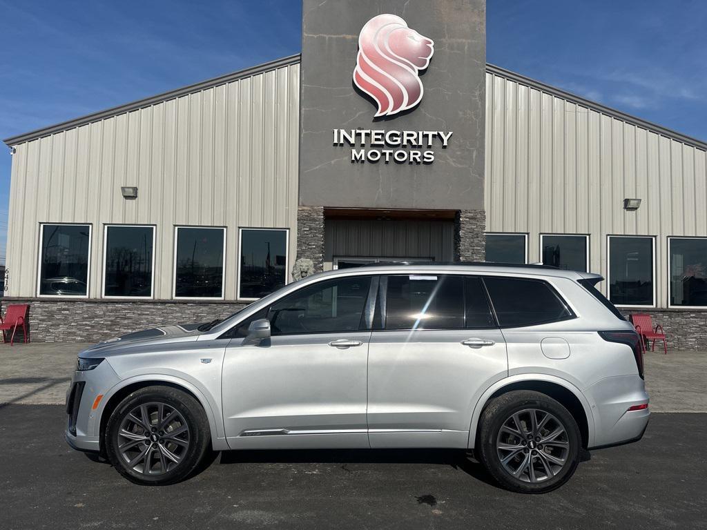 used 2020 Cadillac XT6 car, priced at $25,990