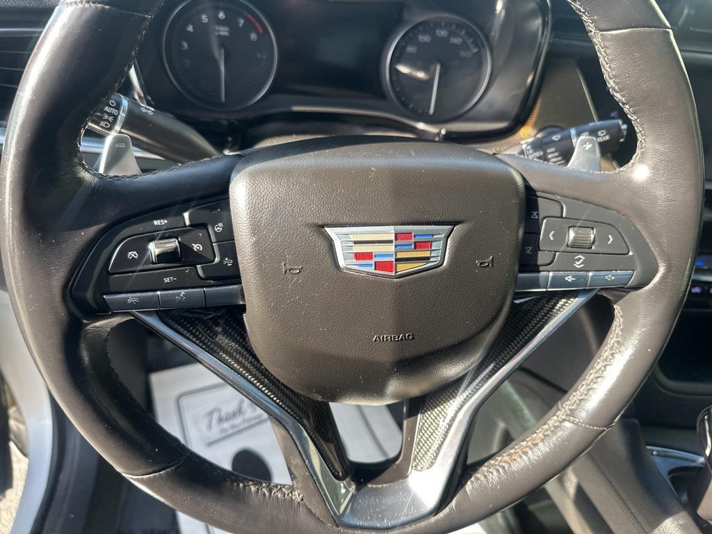 used 2020 Cadillac XT6 car, priced at $25,990