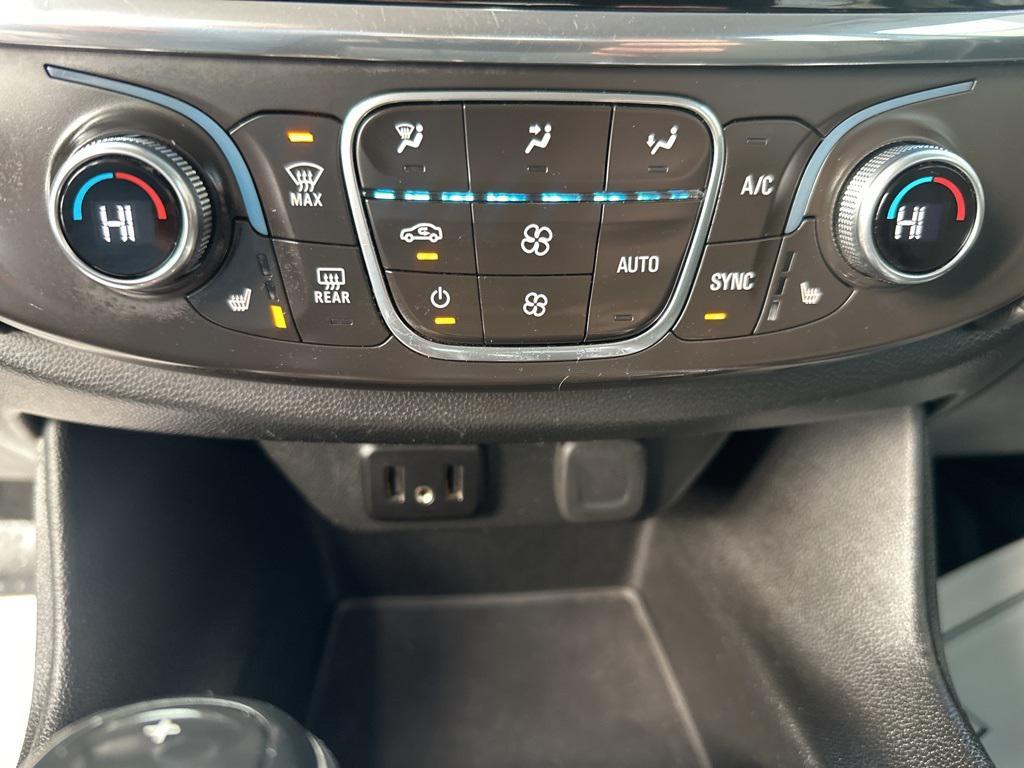 used 2019 Chevrolet Traverse car, priced at $18,990