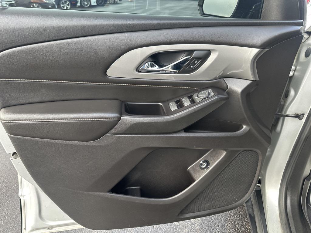 used 2019 Chevrolet Traverse car, priced at $18,990