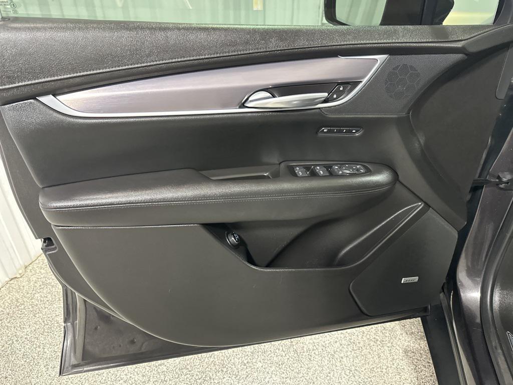 used 2018 Cadillac XT5 car, priced at $16,990