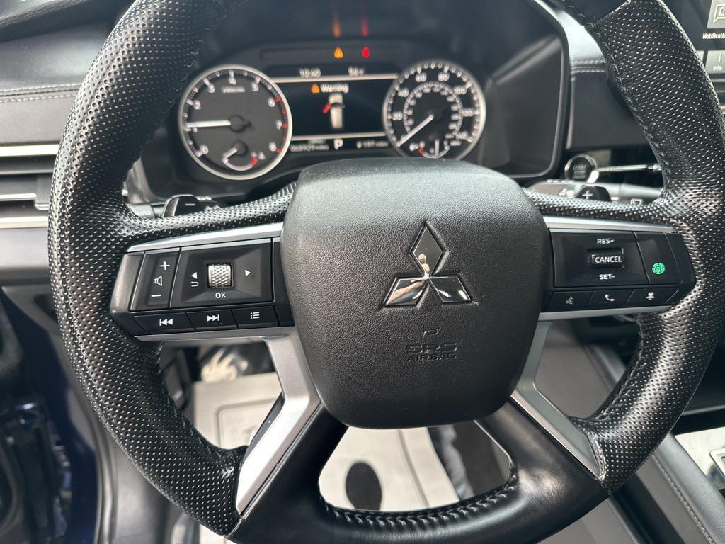 used 2024 Mitsubishi Outlander car, priced at $22,990