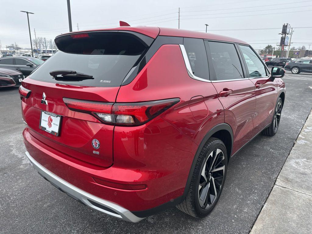 used 2024 Mitsubishi Outlander car, priced at $24,390