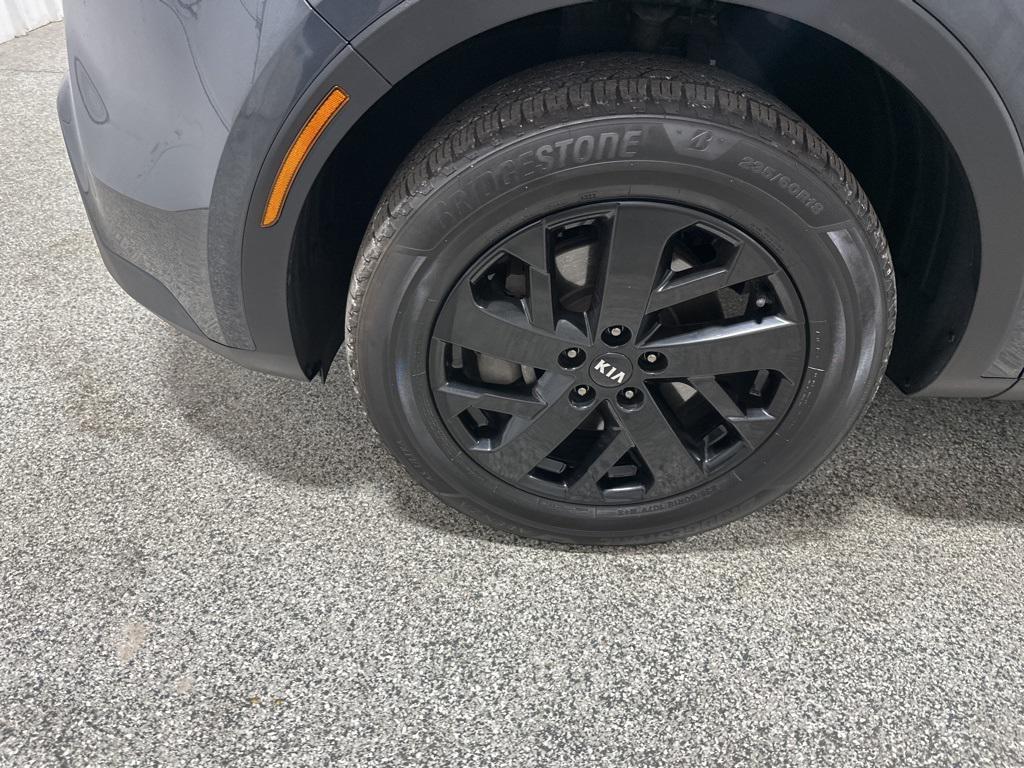 used 2021 Kia Sorento car, priced at $20,990