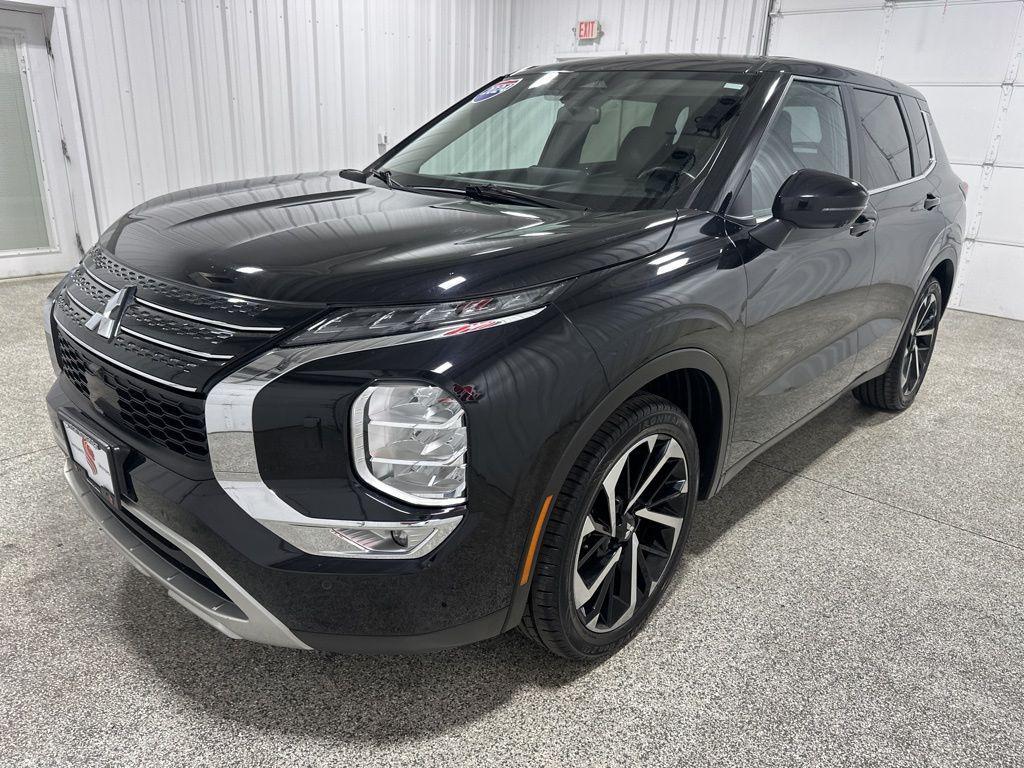 used 2024 Mitsubishi Outlander car, priced at $23,490