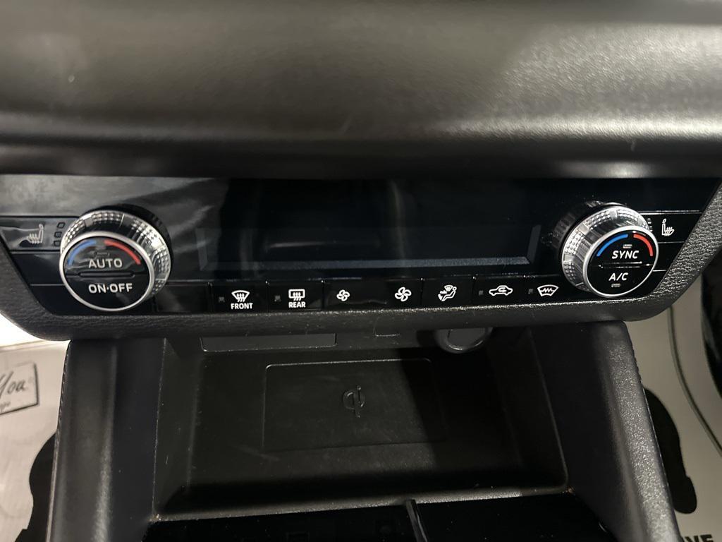 used 2024 Mitsubishi Outlander car, priced at $24,990