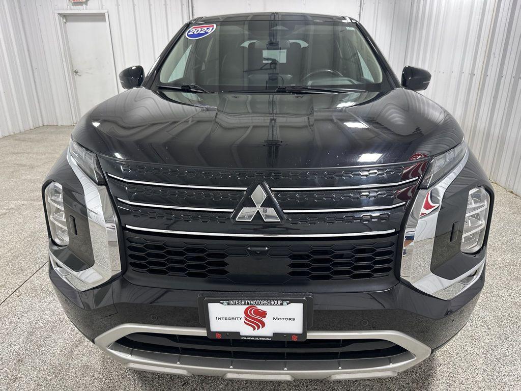 used 2024 Mitsubishi Outlander car, priced at $23,490