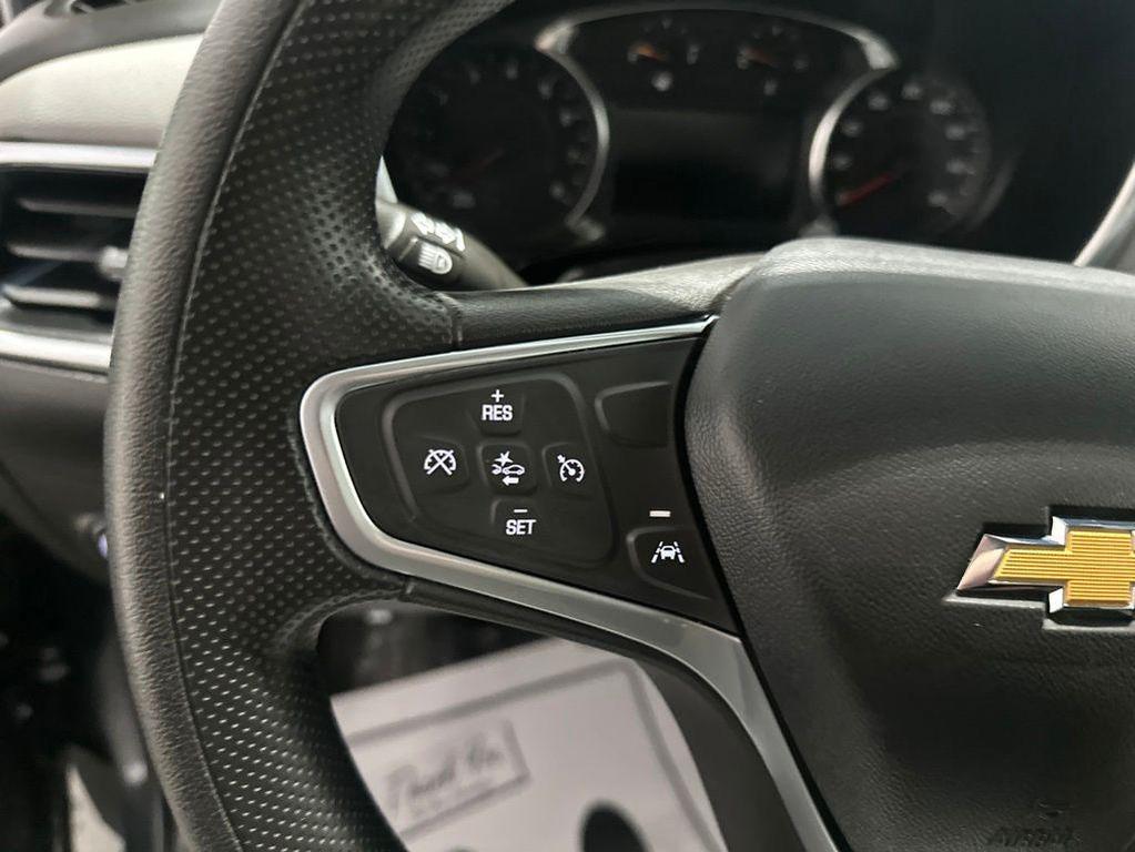 used 2022 Chevrolet Equinox car, priced at $17,990