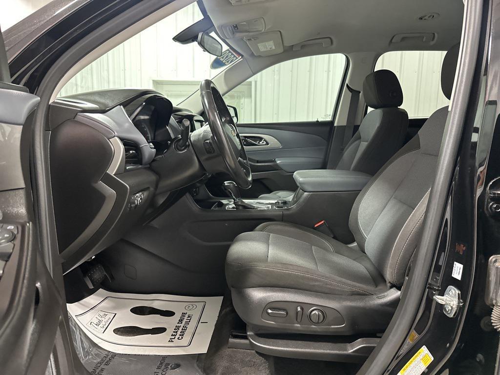 used 2020 Chevrolet Traverse car, priced at $19,990