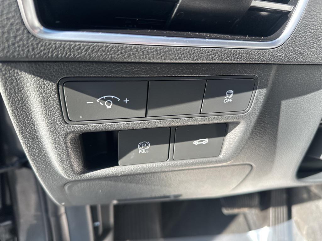 used 2025 Hyundai Sonata car, priced at $22,790