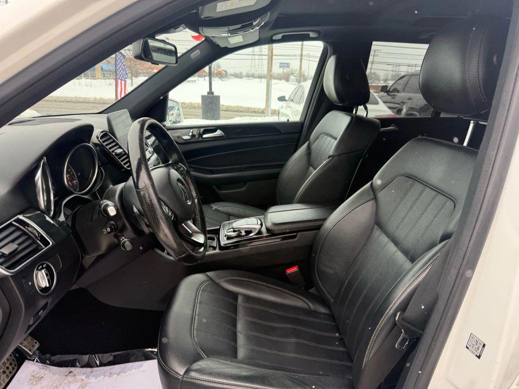 used 2019 Mercedes-Benz GLE 400 car, priced at $17,499