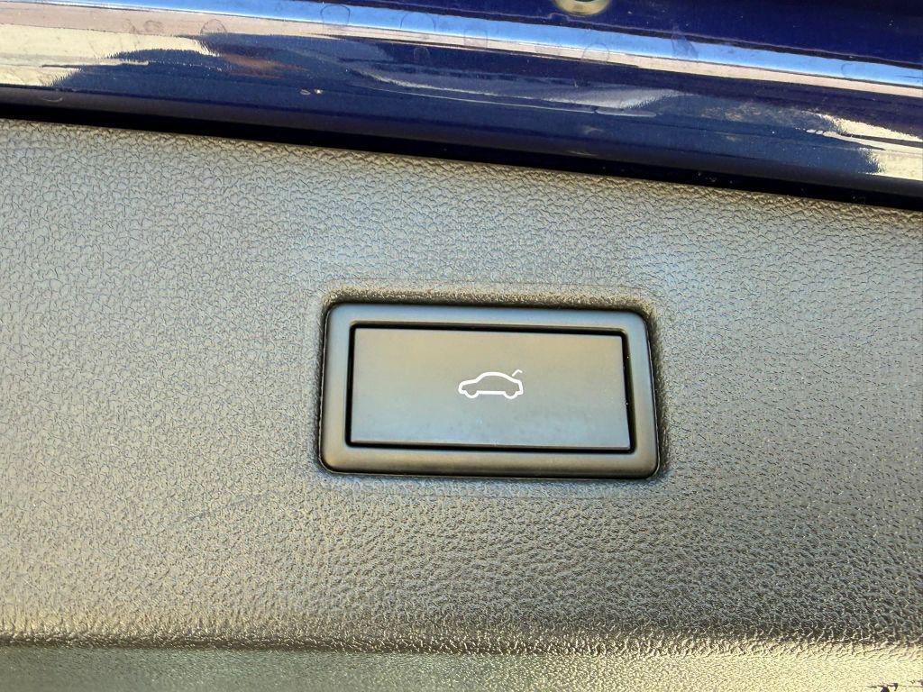 used 2022 Volkswagen Tiguan car, priced at $16,250