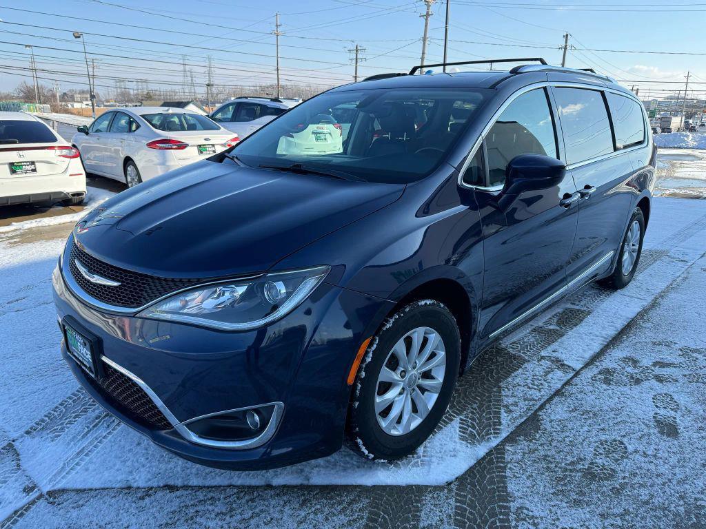 used 2018 Chrysler Pacifica car, priced at $14,499