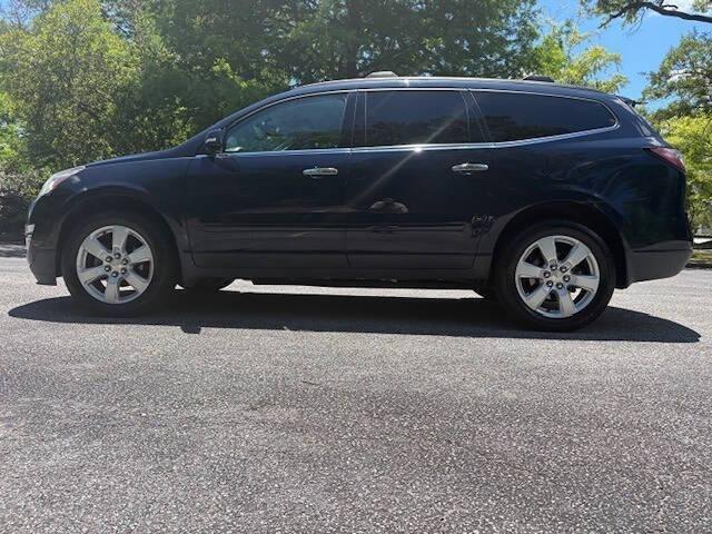 used 2017 Chevrolet Traverse car, priced at $9,990