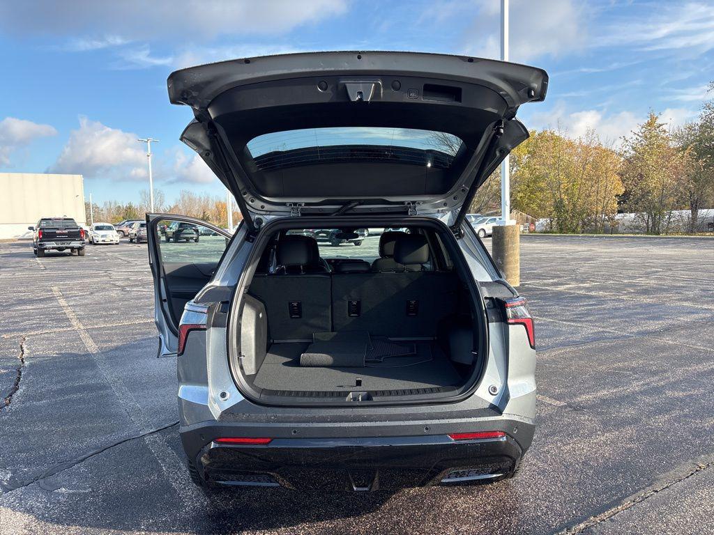 new 2026 Chevrolet Equinox car, priced at $37,418