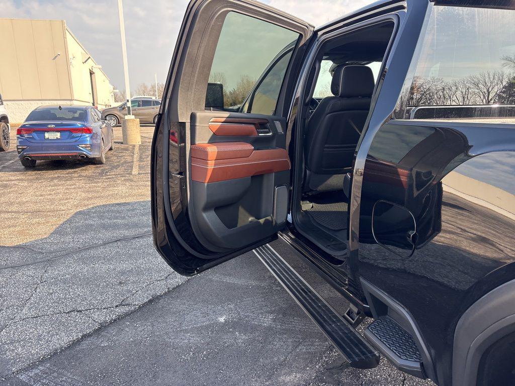 used 2024 GMC Sierra 2500 car, priced at $78,991