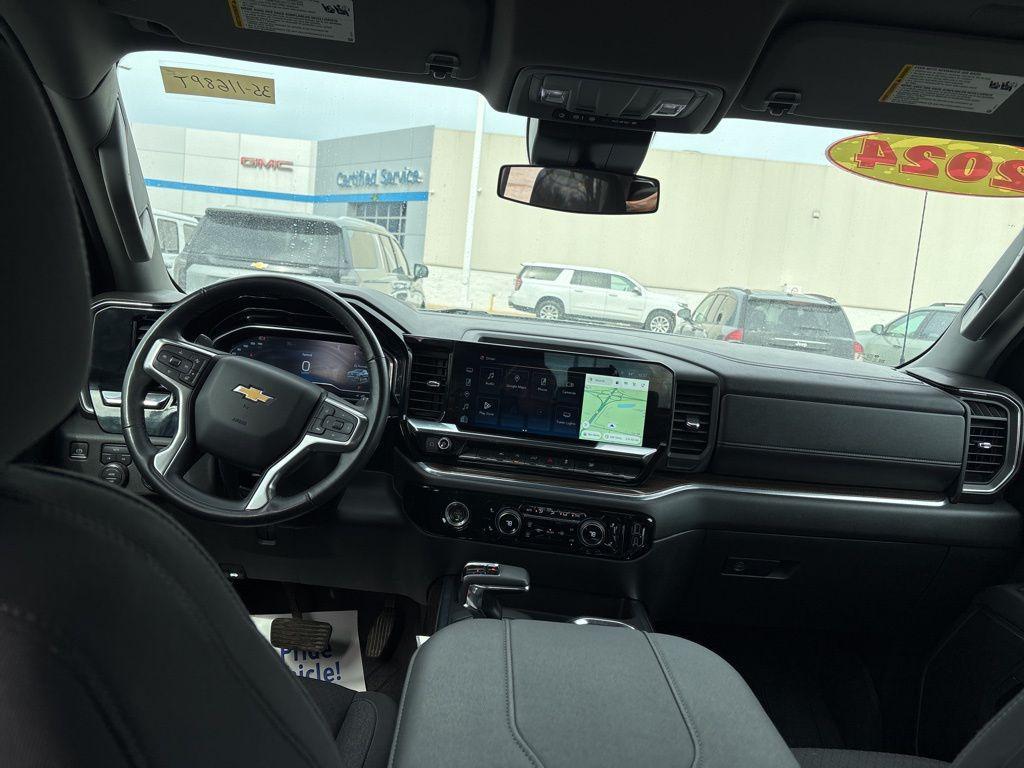 used 2024 Chevrolet Silverado 1500 car, priced at $32,968