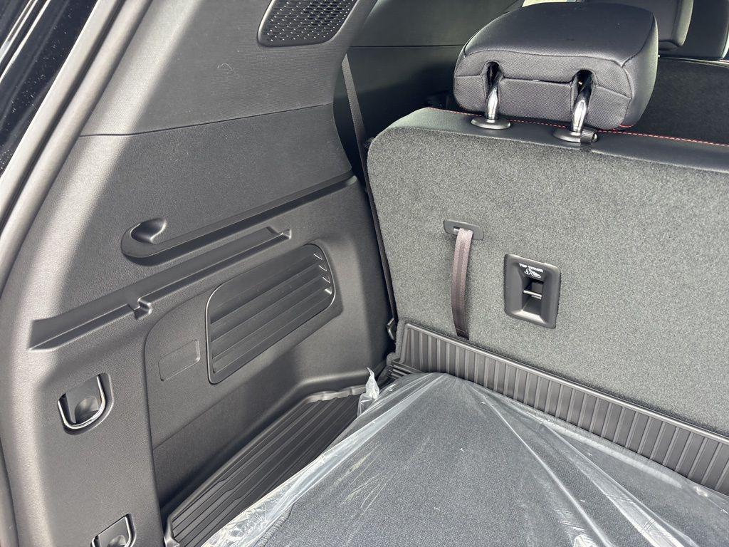 new 2026 Chevrolet Traverse car, priced at $55,474