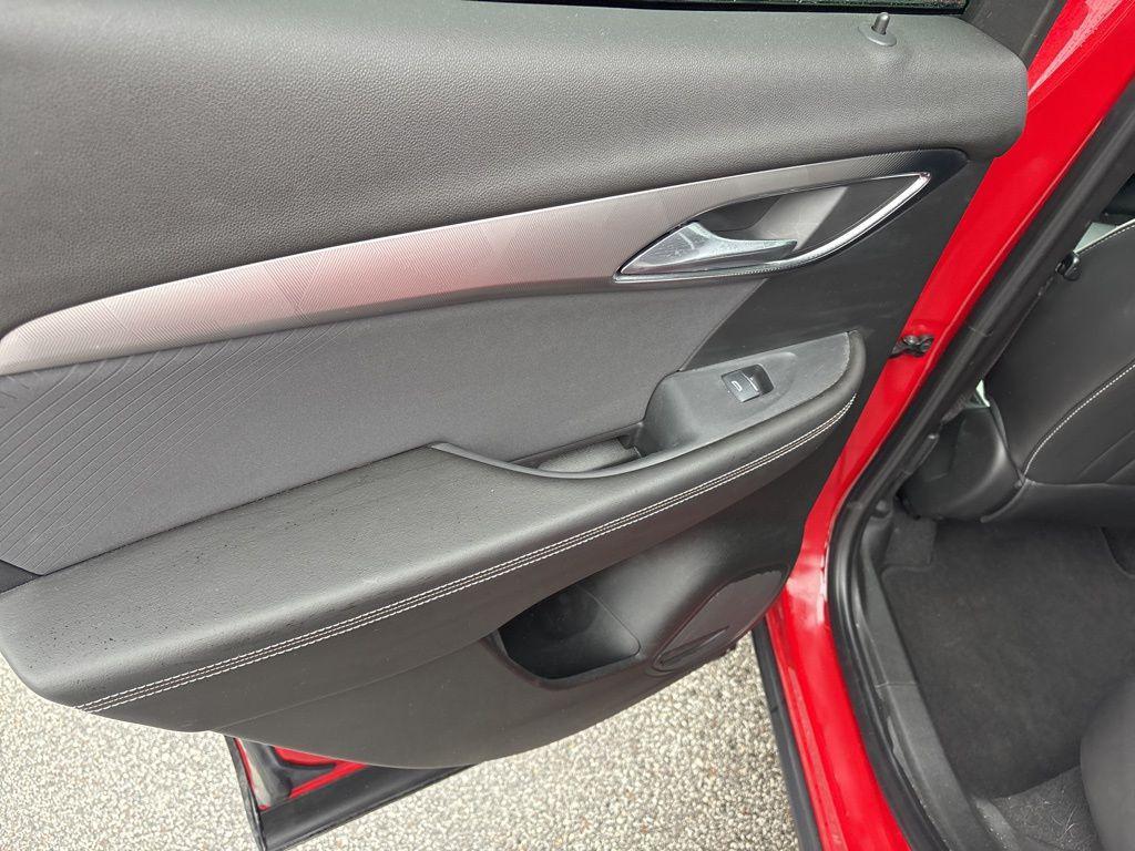 used 2025 Buick Envision car, priced at $30,918