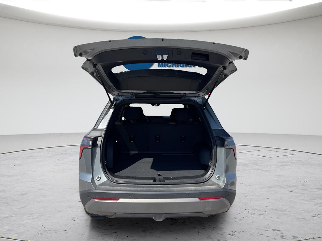 used 2026 Chevrolet Equinox car, priced at $26,415