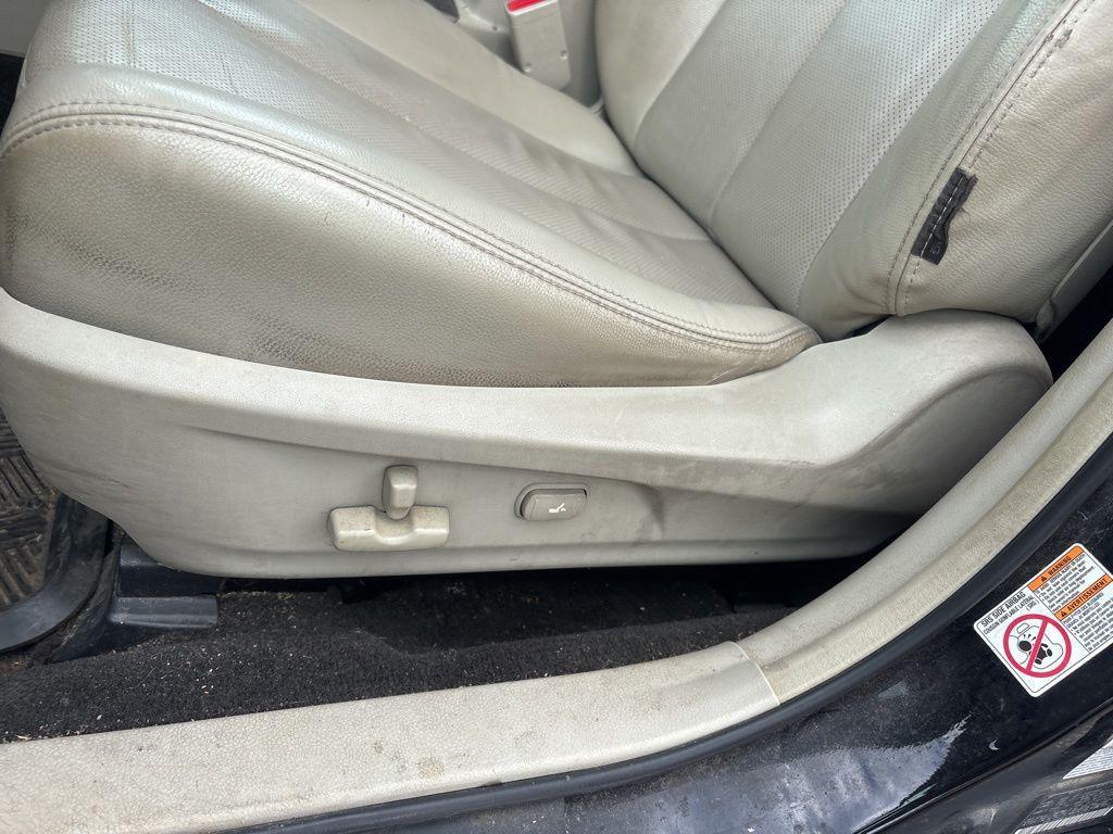 used 2011 Subaru Outback car, priced at $6,000