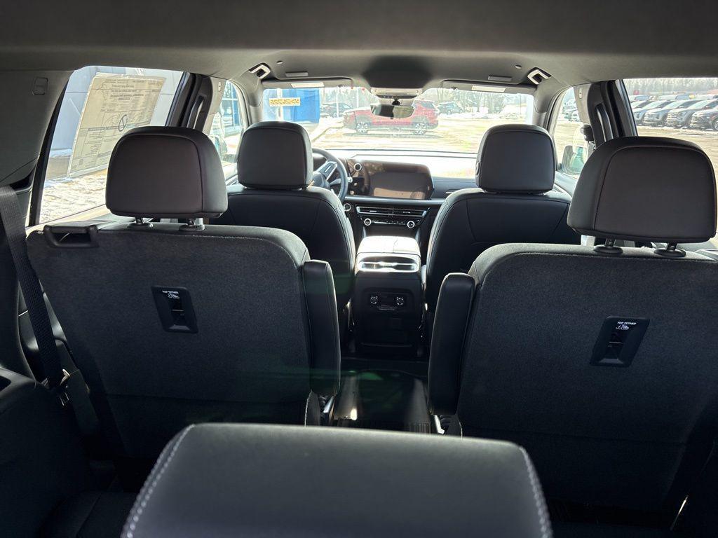 new 2026 Chevrolet Traverse car, priced at $48,119