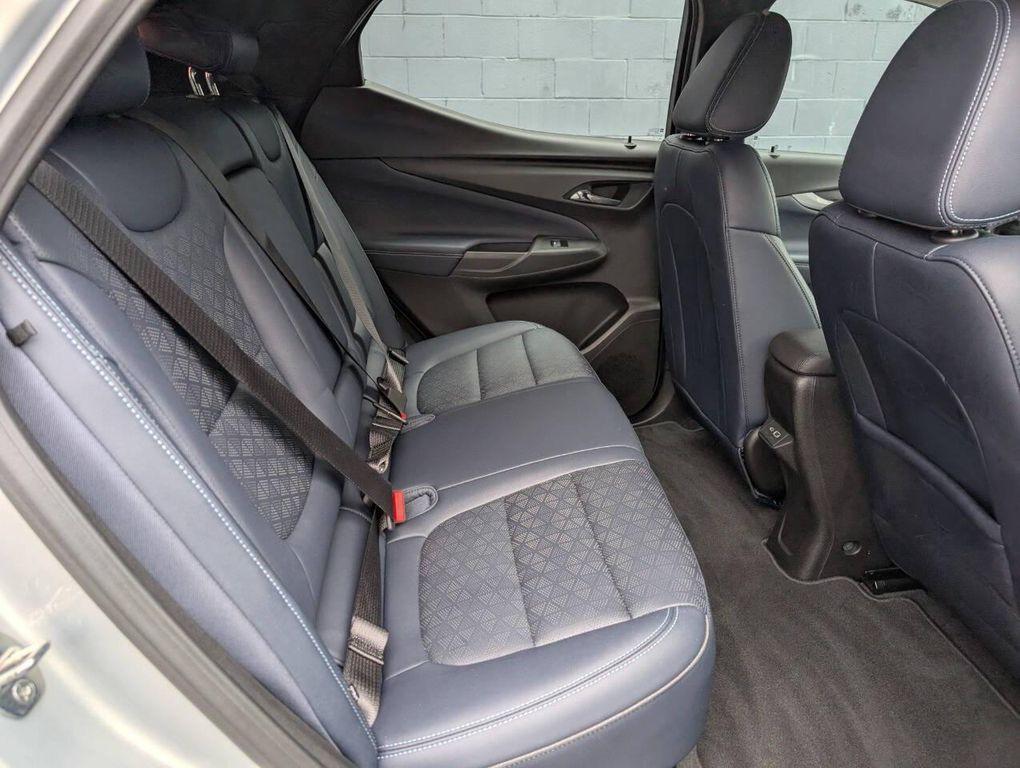 used 2022 Chevrolet Bolt EUV car, priced at $18,995