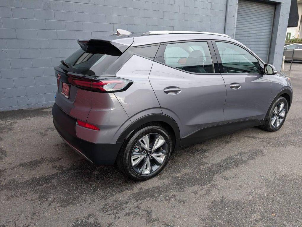 used 2022 Chevrolet Bolt EUV car, priced at $19,995