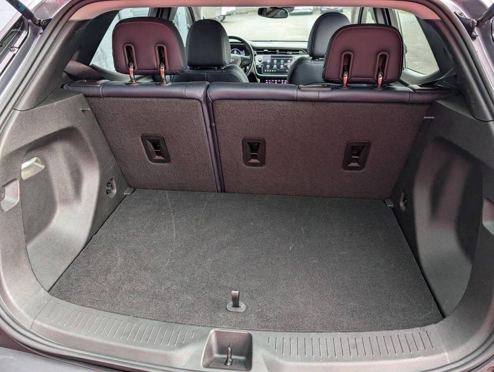 used 2022 Chevrolet Bolt EUV car, priced at $19,995