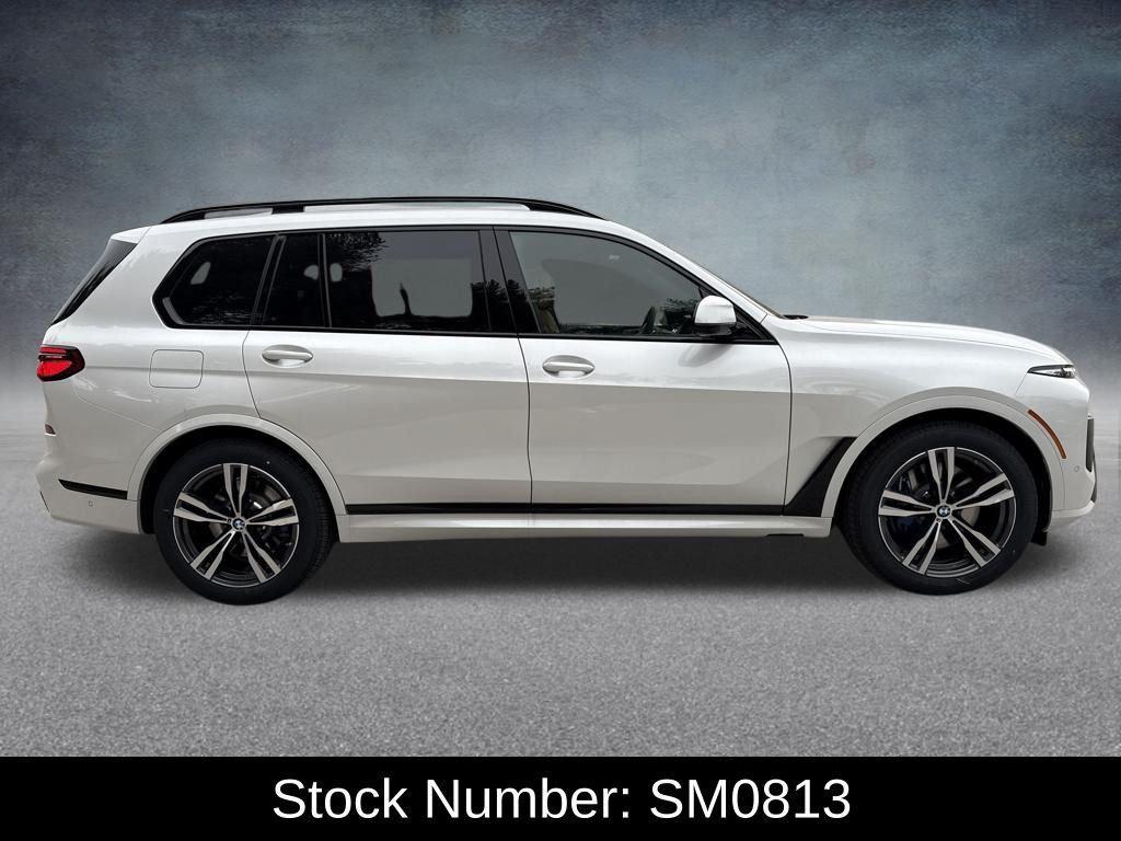 new 2026 BMW X7 car, priced at $100,040