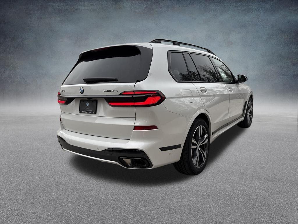 new 2026 BMW X7 car, priced at $100,040