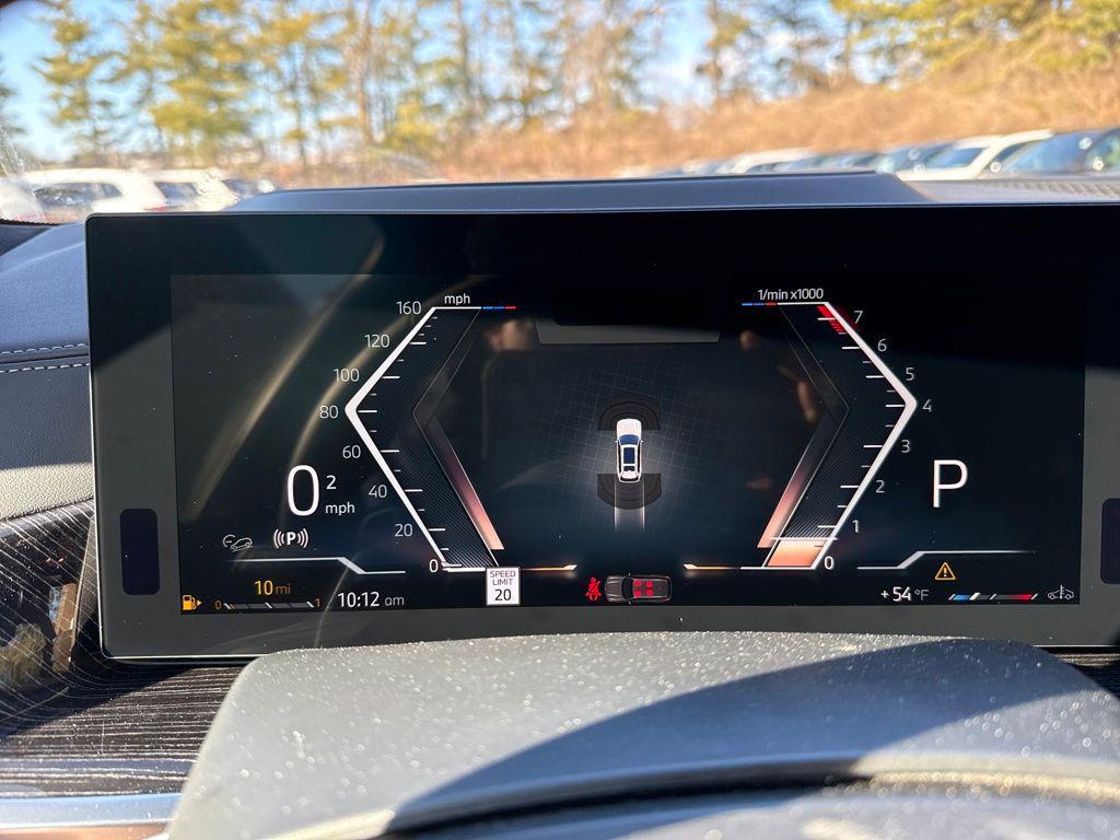 new 2026 BMW X7 car, priced at $102,255