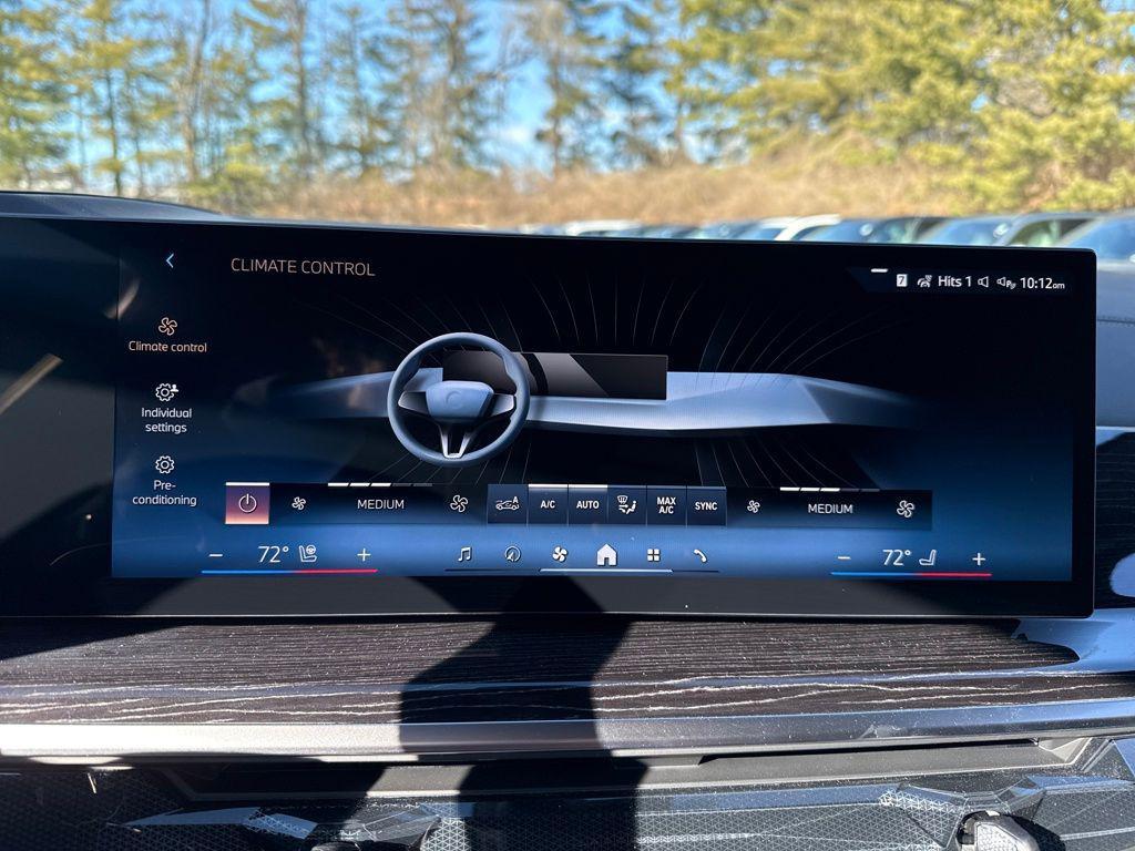 new 2026 BMW X7 car, priced at $102,255