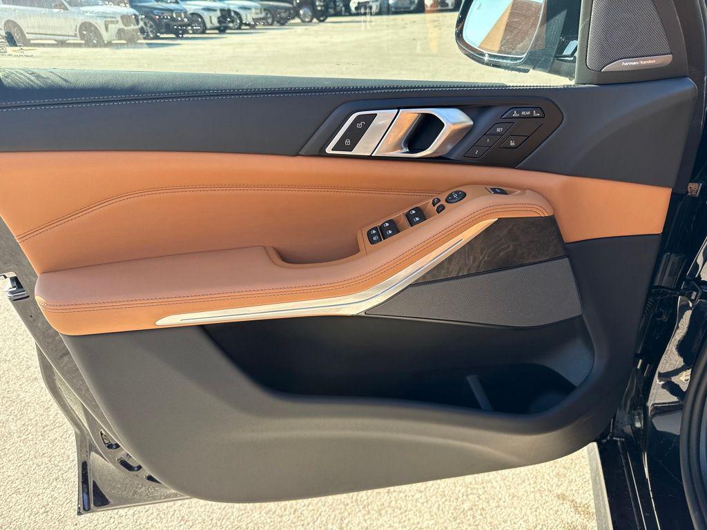 new 2026 BMW X7 car, priced at $97,235