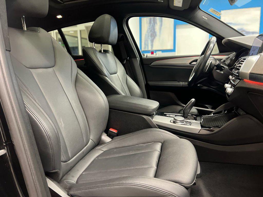 BMW X4 view 47
