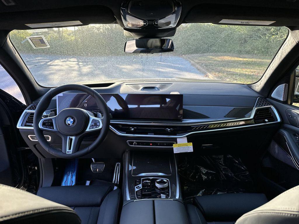 new 2026 BMW X7 car, priced at $125,615