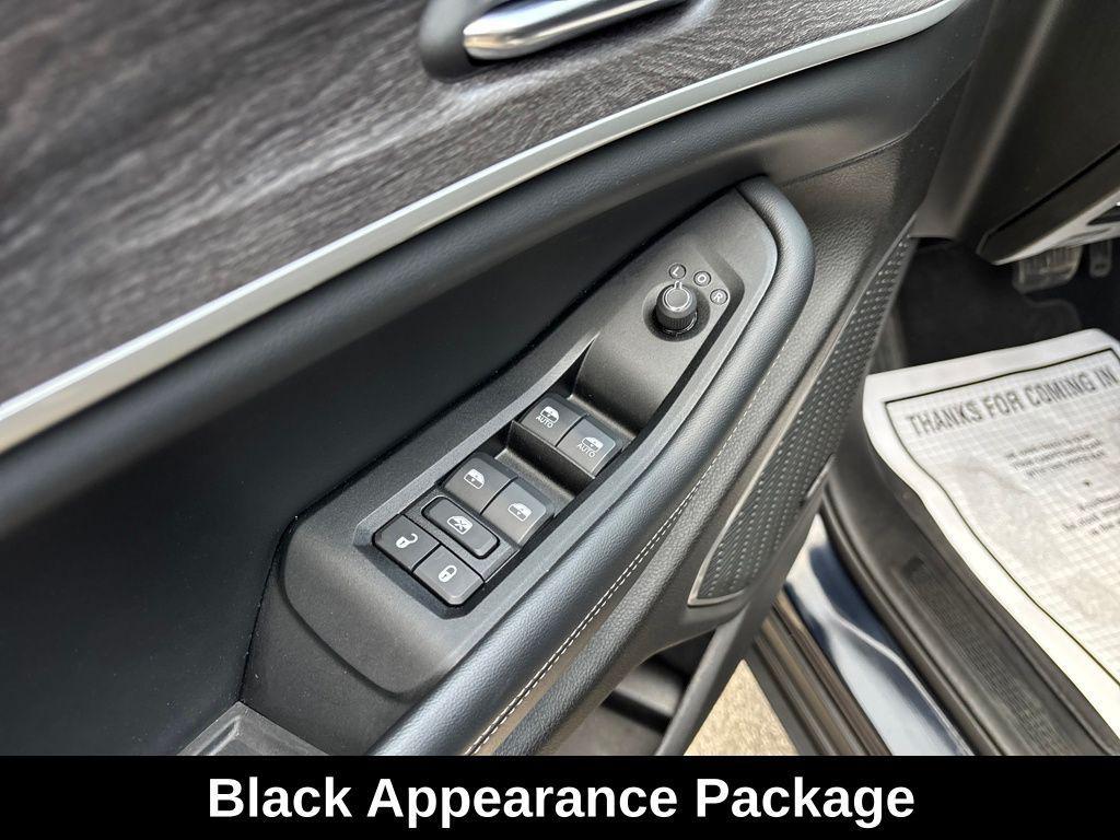 used 2024 Jeep Grand Cherokee car, priced at $34,855