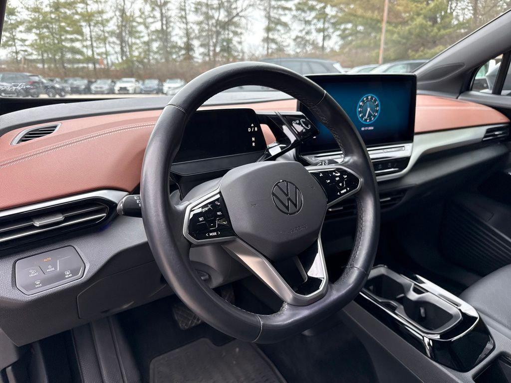 used 2022 Volkswagen ID.4 car, priced at $18,677