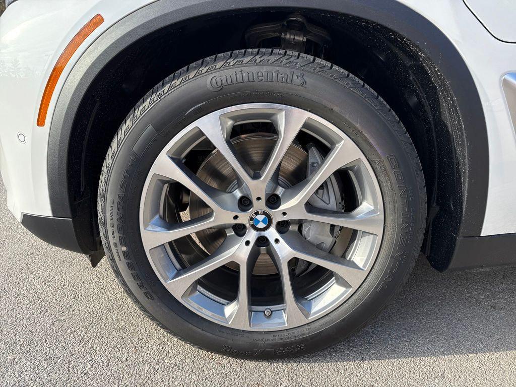 new 2026 BMW X5 PHEV car, priced at $81,650