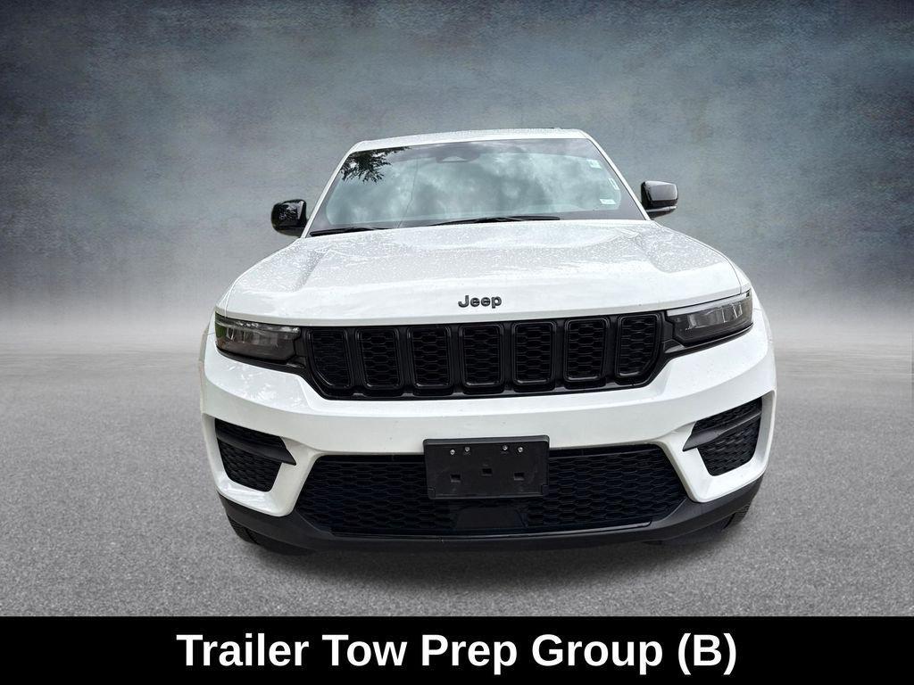 used 2022 Jeep Grand Cherokee car, priced at $29,776