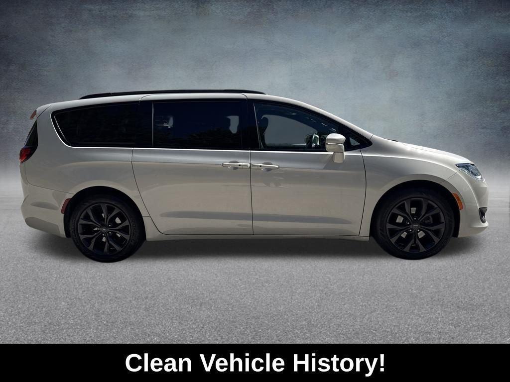 used 2020 Chrysler Pacifica car, priced at $15,885