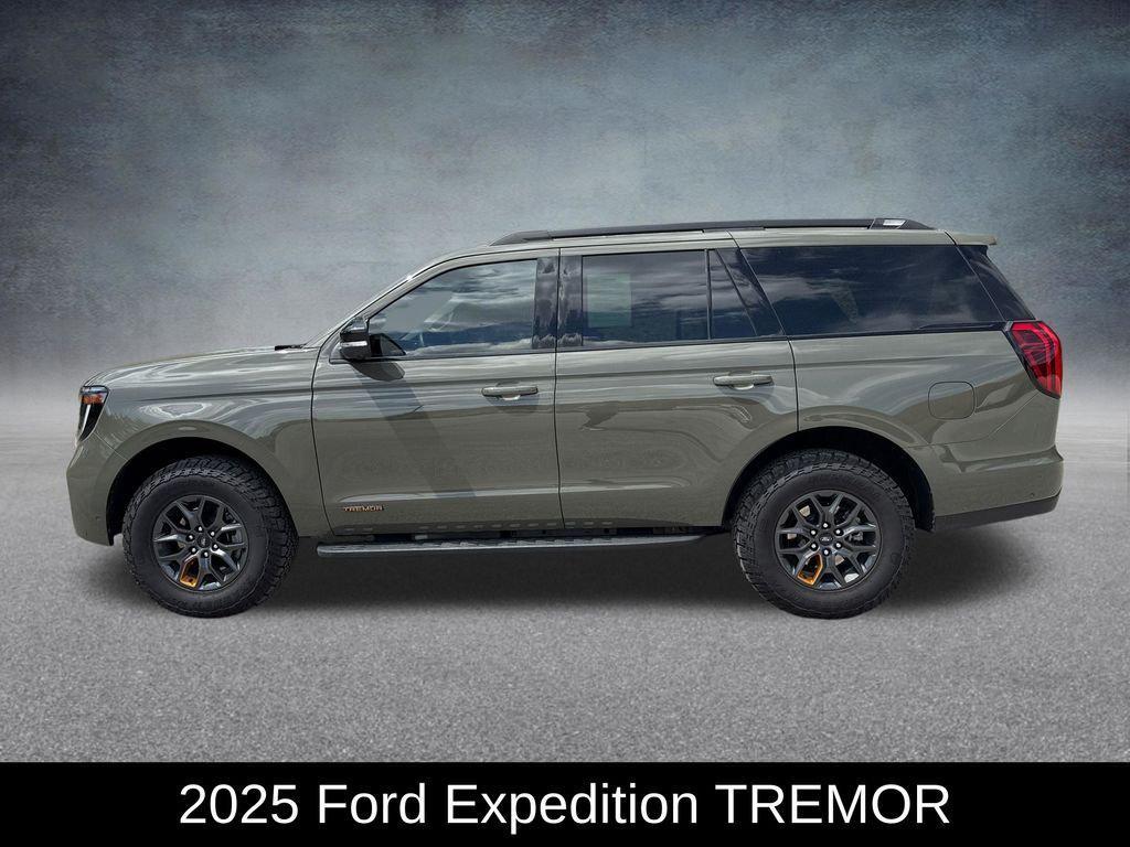 used 2025 Ford Expedition car, priced at $73,776