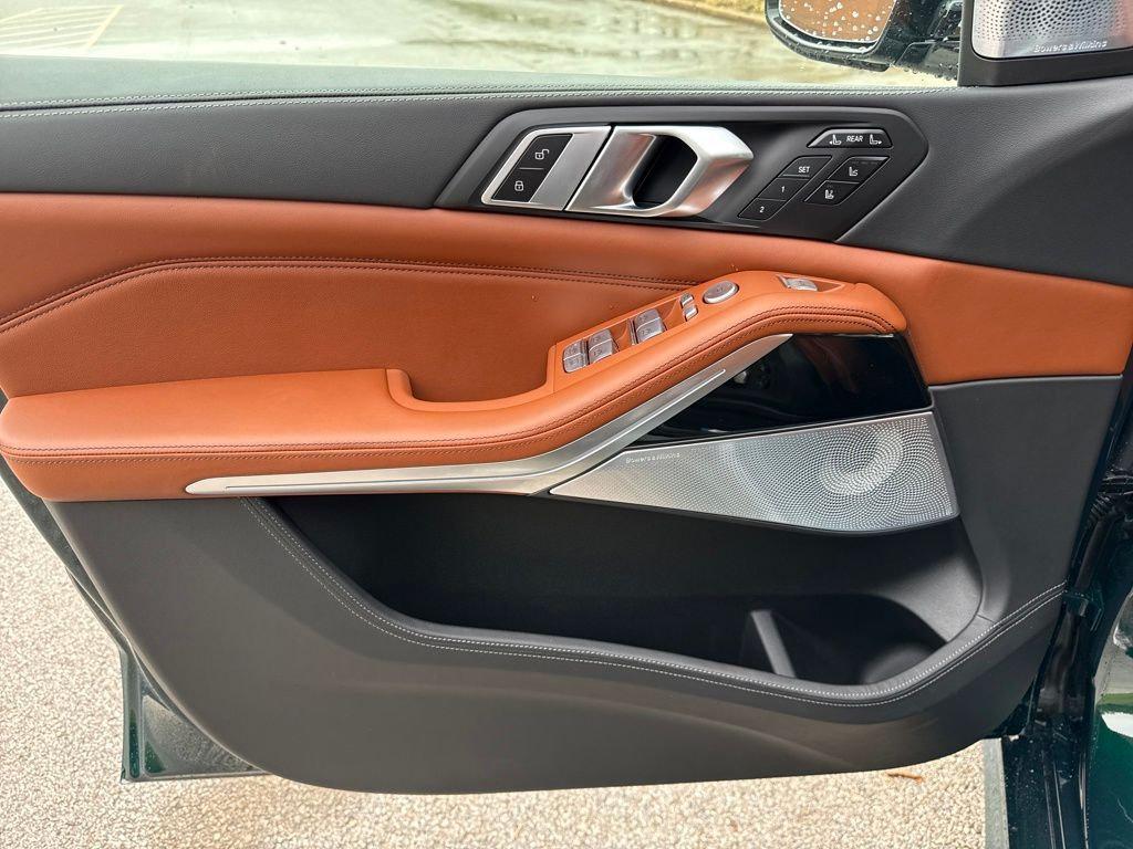 new 2026 BMW ALPINA XB7 car, priced at $162,450