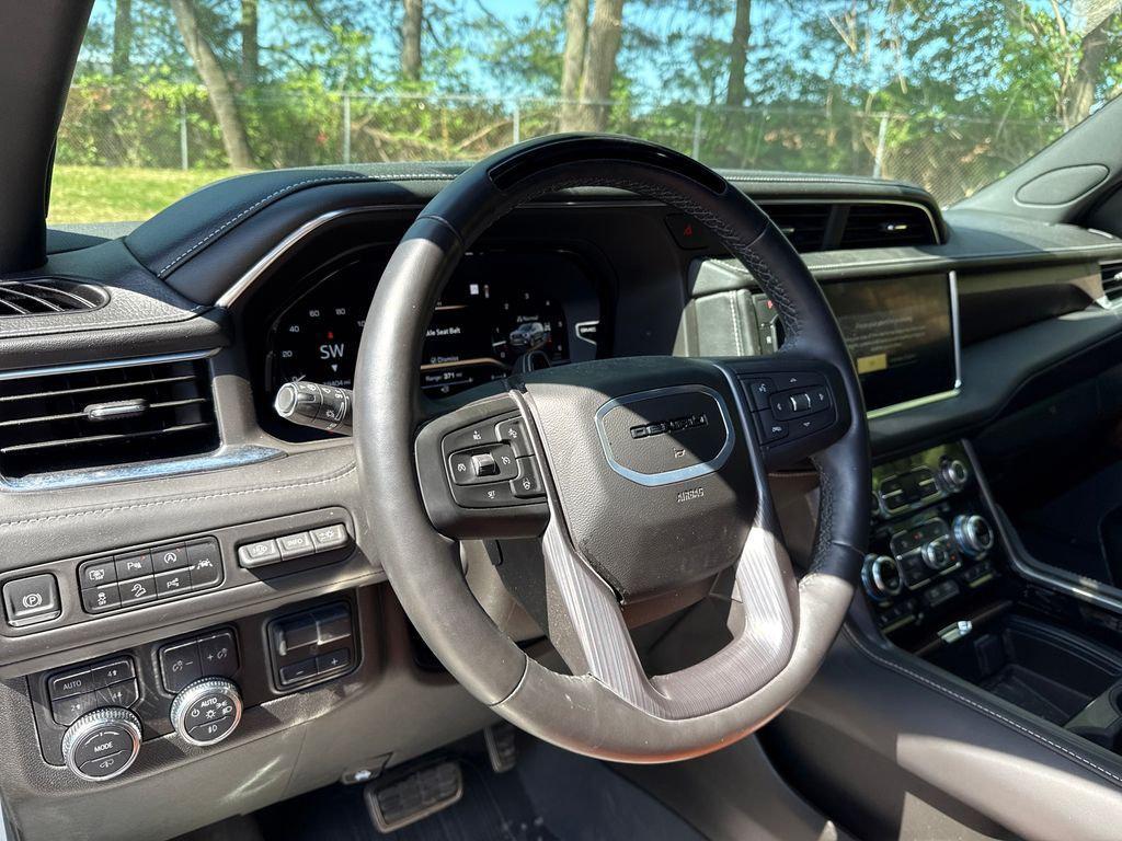 used 2024 GMC Yukon car, priced at $84,959