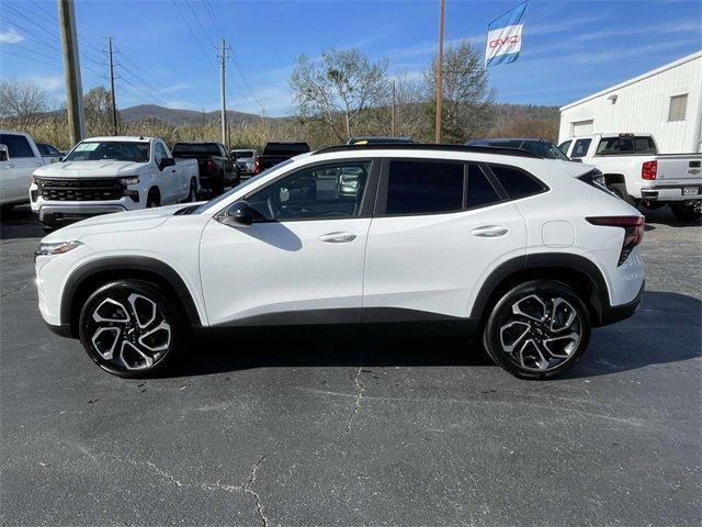 new 2026 Chevrolet Trax car, priced at $27,690