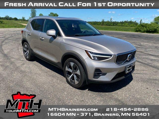 used 2024 Volvo XC40 car, priced at $23,722
