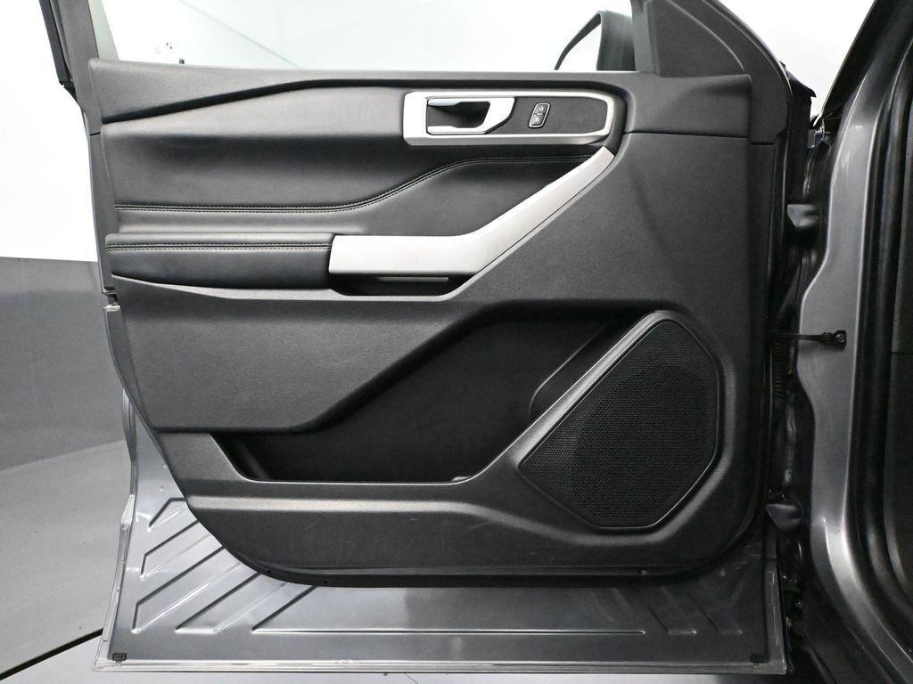 used 2022 Ford Explorer car, priced at $22,393