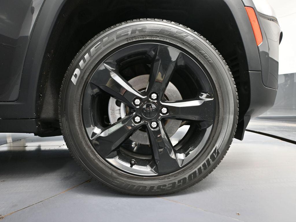 used 2023 Jeep Grand Cherokee car, priced at $33,993