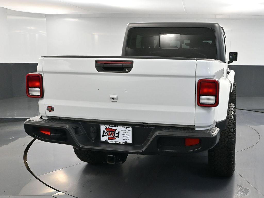 used 2022 Jeep Gladiator car, priced at $31,493