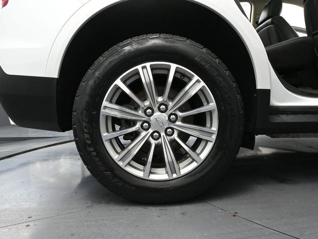 used 2017 Cadillac XT5 car, priced at $19,993